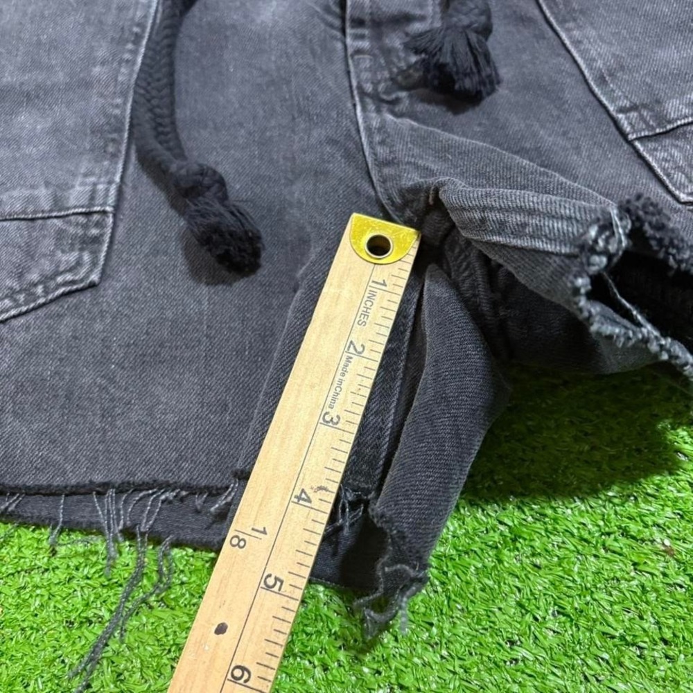 Free People We The Free Black Denim Moxie Barrel Shorts Drawstring Size 28 NEW - Picture 3 of 8